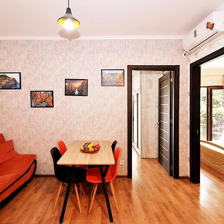 Apartment Art Django Old Avlabari Tbiliszi Kültér fotó